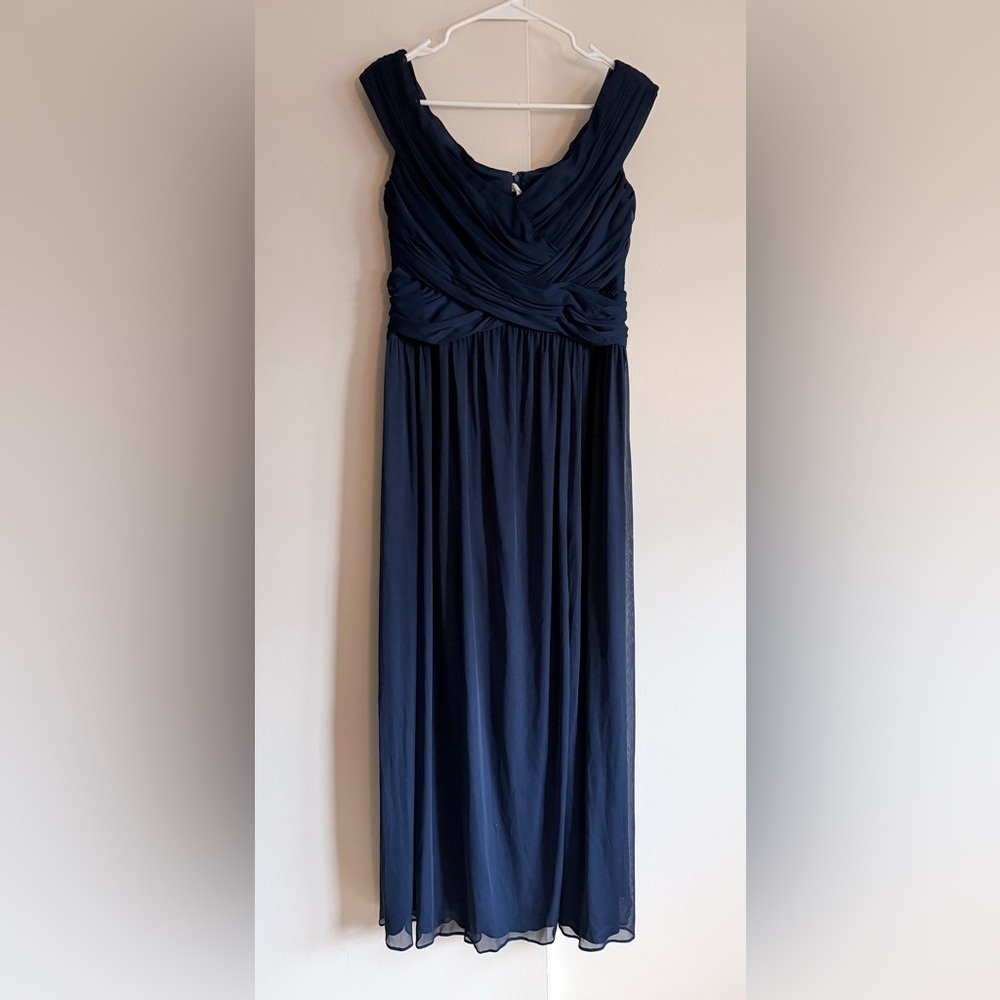 David's Bridal Navy Ruched Chiffon Maxi Dress Size 12